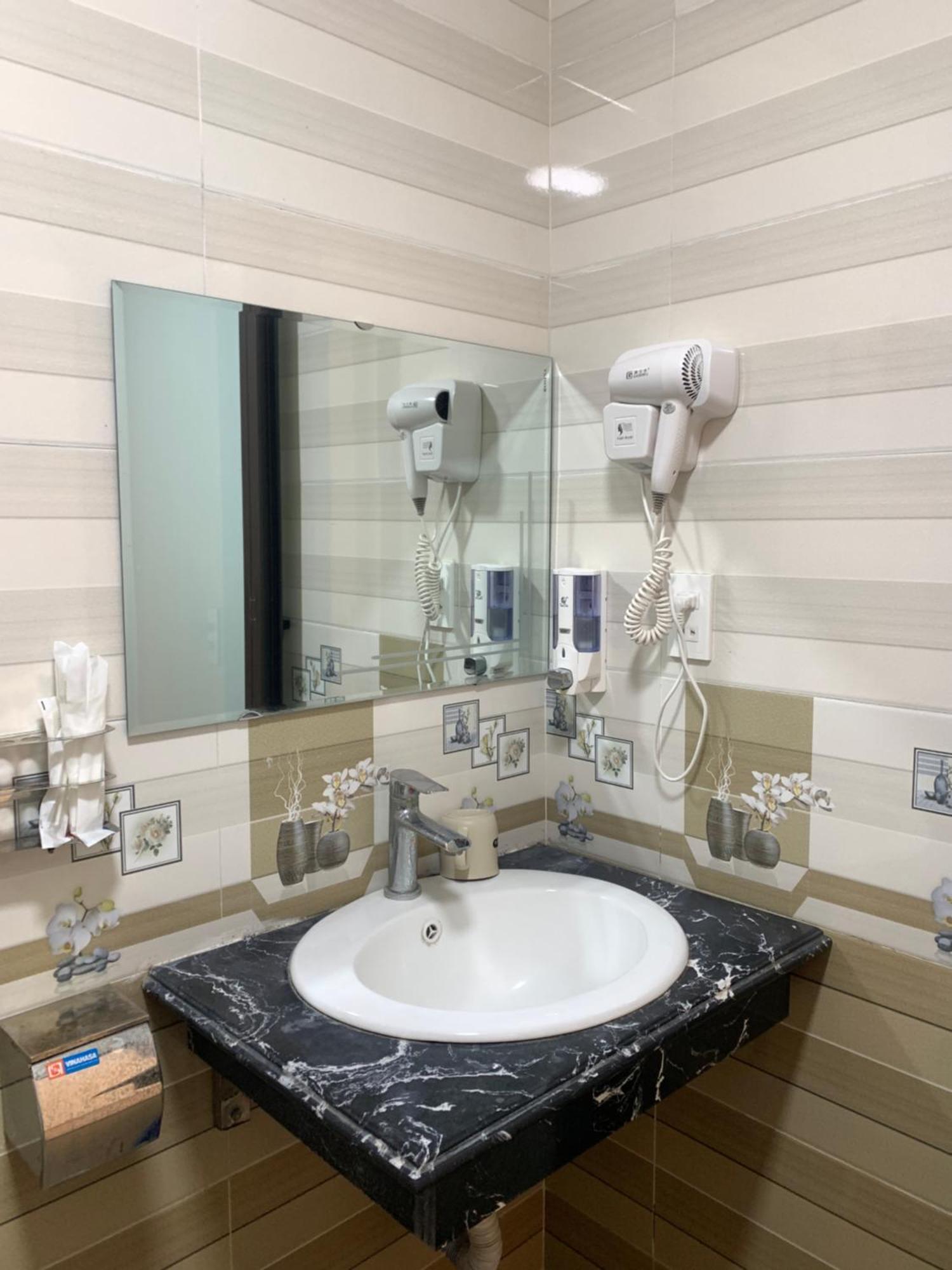 Dong Khe Sau Sea Balcony Hotel מראה חיצוני תמונה